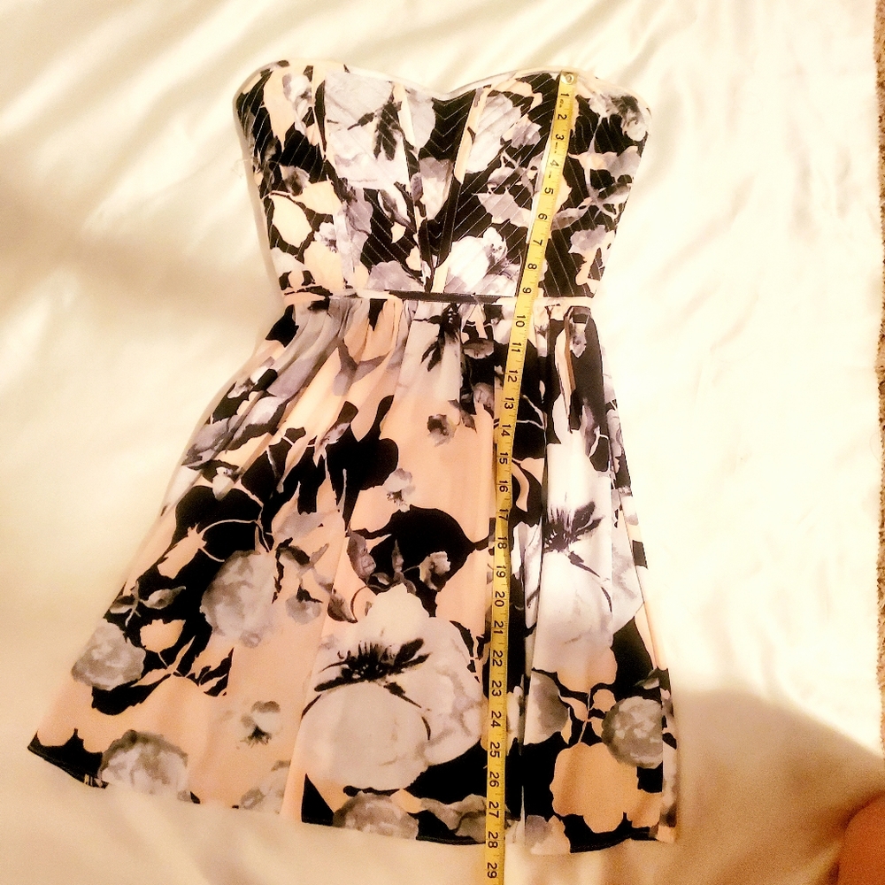 NWT Devlin Strapless Floral Mini Dress XS - Picture 8 of 12